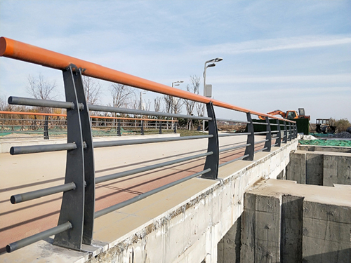 橋梁景觀護欄安裝案例